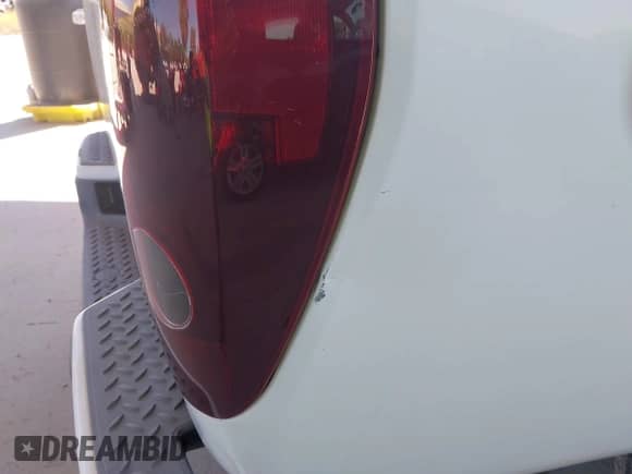 2005 Chevrolet Colorado Z85 с VIN 1GCCS198658220984, выставлен на аукционе IAAI как лот 43458354 с пробегом 207 702 миль миль и . История ставок и продаж доступна на DreamBid. Изображение 13.
