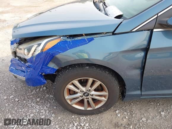 2017 Hyundai Sonata SE с VIN 5NPE24AF1HH472734, выставлен на аукционе IAAI как лот 43163101 с пробегом 126 948 миль миль и . История ставок и продаж доступна на DreamBid. Изображение 19.