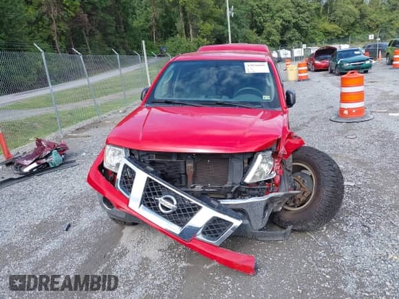 2011 Nissan Frontier SV z VIN 1N6AD0FV0BC417290, wystawiony jako IAAI lot #43036095 z przebiegiem 65 094 mil mil oraz . Historia ofert i sprzedaży dostępna na DreamBid. Obrazek 12.