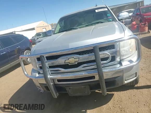 2011 Chevrolet Silverado 1500 LT with VIN 3GCPKSE31BG309207, listed as a Copart auction lot 82177405 with 171,809 mi miles and Salvage title. Bid and sale history available at DreamBid. Image 13.