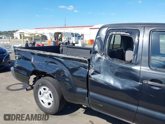 2007 Toyota Tacoma with VIN 5TETX22N97Z352226, listed as a IAAI auction lot 43419830 with 203,630 mi miles and . Bid and sale history available at DreamBid. Image 6.