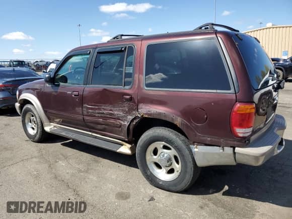 1999 Ford Explorer XLT с VIN 1FMZU34E3XUB50850, выставлен на аукционе Copart как лот 52257815 с пробегом 162 360 миль миль и Списание • Salvage title. История ставок и продаж доступна на DreamBid. Изображение 2.