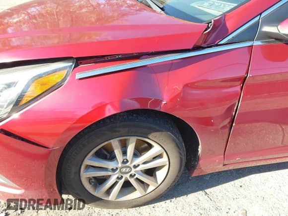2016 Hyundai Sonata SE с VIN 5NPE24AF7GH369834, выставлен на аукционе IAAI как лот 43535538 с пробегом 202 553 миль миль и . История ставок и продаж доступна на DreamBid. Изображение 12.