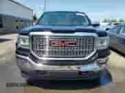 2017 GMC Sierra 1500 SLT z VIN 1GTV2NEJXHZ131863, wystawiony jako Copart lot #62746714 z przebiegiem 111 092 mil mil oraz Szkoda całkowita • Salvage title. Historia ofert i sprzedaży dostępna na DreamBid. Obrazek 5.