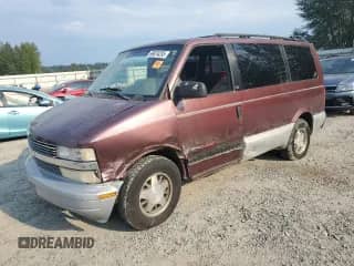 1998 Chevrolet Astro с VIN 1GNEL19W1WB183052, выставлен на аукционе Copart как лот 69874235 с пробегом Не указан миль и Списание • Salvage title. История ставок и продаж доступна на DreamBid. Изображение 1.