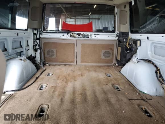 2002 Chevrolet Astro с VIN 1GNEL19X92B107730, выставлен на аукционе Copart как лот 66670445 с пробегом 140 027 миль миль и Списание • Salvage title. История ставок и продаж доступна на DreamBid. Изображение 10.
