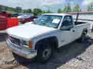 1998 GMC Sierra 1500 with VIN 1GTEC14W1WZ521296, listed as a IAAI auction lot 42232035 with 198,485 mi miles and . Bid and sale history available at DreamBid. Image 2.