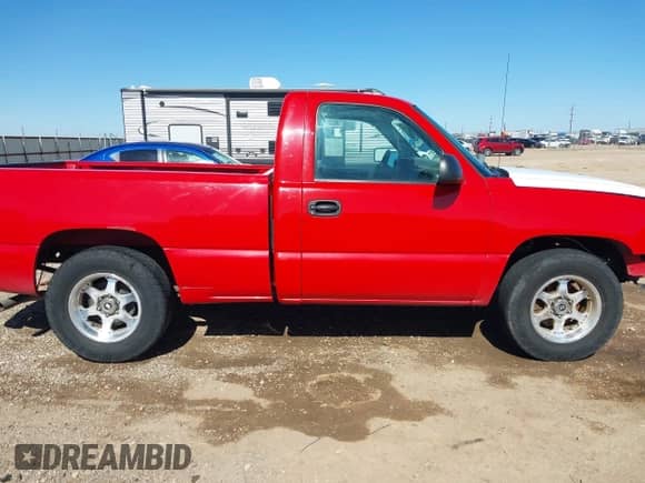 2006 Chevrolet Silverado 1500 Work Truck z VIN 3GCEC14X36G274453, wystawiony jako IAAI lot #42243844 z przebiegiem 177 561 mil mil oraz . Historia ofert i sprzedaży dostępna na DreamBid. Obrazek 14.