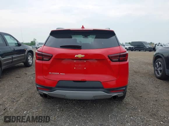 2023 Chevrolet Blazer LT z VIN 3GNKBHR41PS228932, wystawiony jako IAAI lot #42495631 z przebiegiem 22 245 mil mil oraz . Historia ofert i sprzedaży dostępna na DreamBid. Obrazek 16.