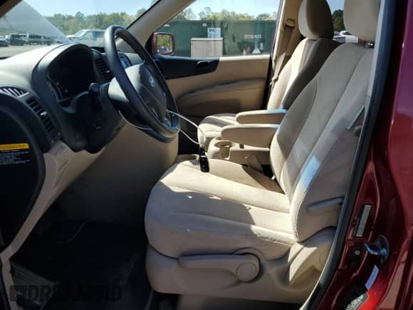 2008 Hyundai Entourage GLS с VIN KNDMC233586044725, выставлен на аукционе Copart как лот 80720585 с пробегом 112 875 миль миль и Списание • Salvage title. История ставок и продаж доступна на DreamBid. Изображение 7.