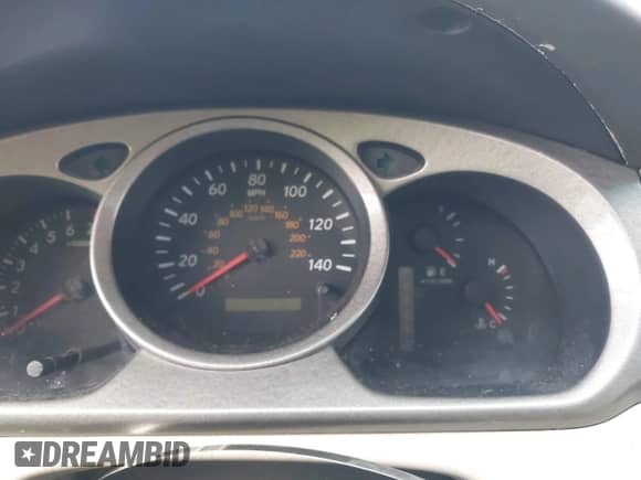 2003 Toyota Highlander с VIN JTEHF21A430155266, выставлен на аукционе IAAI как лот 43038046 с пробегом Не указан миль и . История ставок и продаж доступна на DreamBid. Изображение 7.