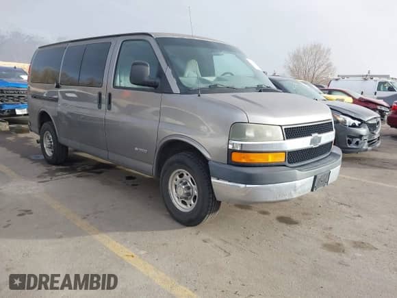 2006 Chevrolet Express Passenger with VIN 1GAHG35U361272274, listed as a IAAI auction lot 41507260 with 166,628 mi miles and . Bid and sale history available at DreamBid. Image 1.