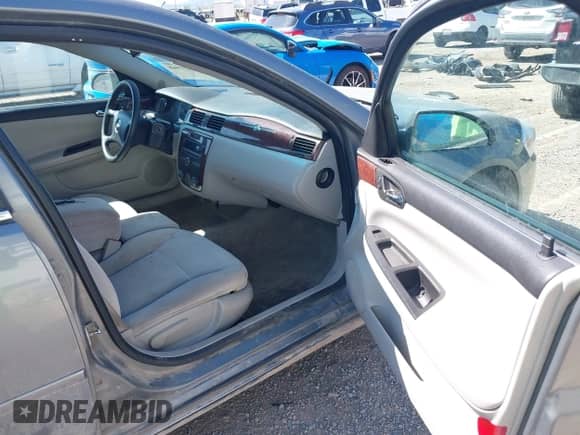 2008 Chevrolet Impala LT с VIN 2G1WT58N289138745, выставлен на аукционе IAAI как лот 42527548 с пробегом 186 185 миль миль и . История ставок и продаж доступна на DreamBid. Изображение 5.