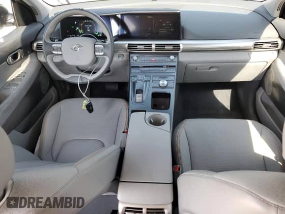 2021 Hyundai NEXO Limited с VIN KM8J84A63MU012984, выставлен на аукционе Copart как лот 57829945 с пробегом 35 110 миль миль и Чистый • Clean title. История ставок и продаж доступна на DreamBid. Изображение 8.