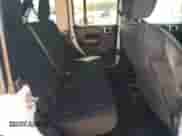 2021 Jeep Wrangler Unlimited Sport z VIN 1C4HJXKN0MW658440, wystawiony jako Copart lot #52641025 z przebiegiem Nie podano mil oraz Szkoda całkowita • Salvage title. Historia ofert i sprzedaży dostępna na DreamBid. Obrazek 11.