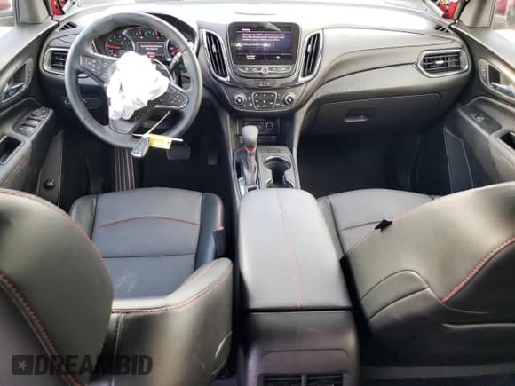 2024 Chevrolet Equinox RS z VIN 3GNAXMEG0RL347722, wystawiony jako Copart lot #71973635 z przebiegiem 8 545 mil mil oraz Szkoda całkowita • Salvage title. Historia ofert i sprzedaży dostępna na DreamBid. Obrazek 8.