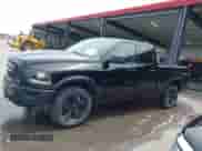 2019 Ram 1500 Warlock z VIN 1C6RR7GG3KS671301, wystawiony jako IAAI lot #42421023 z przebiegiem 53 370 mil mil oraz . Historia ofert i sprzedaży dostępna na DreamBid. Obrazek 14.