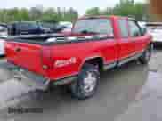 1994 GMC Sierra 1500 z VIN 2GTEK19K4R1548045, wystawiony jako IAAI lot #42569550 z przebiegiem 182 287 mil mil oraz . Historia ofert i sprzedaży dostępna na DreamBid. Obrazek 4.