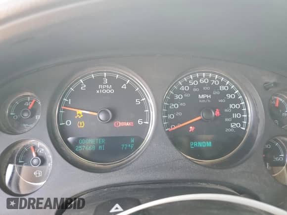 2014 Chevrolet Suburban LT с VIN 1GNSKJE74ER210948, выставлен на аукционе Copart как лот 70897705 с пробегом 257 668 миль миль и Списание • Salvage title. История ставок и продаж доступна на DreamBid. Изображение 9.