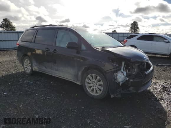 2013 Toyota Sienna LE with VIN 5TDJK3DC8DS053519, listed as a Copart auction lot 86544555 with 214,498 mi miles and Salvage title. Bid and sale history available at DreamBid. Image 4.