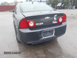 2010 Chevrolet Malibu 1LT z VIN 1G1ZC5EB7A4120600, wystawiony jako IAAI lot #43430988 z przebiegiem 333 906 mil mil oraz . Historia ofert i sprzedaży dostępna na DreamBid. Obrazek 6.