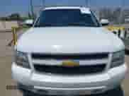 2014 Chevrolet Tahoe LS with VIN 1GNSCAE02ER136655, listed as a IAAI auction lot 42965933 with 279,784 mi miles and . Bid and sale history available at DreamBid. Image 12.