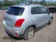 2022 Chevrolet Trax LT с VIN KL7CJPSM4NB551219, выставлен на аукционе IAAI как лот 43152111 с пробегом 30 232 миль миль и . История ставок и продаж доступна на DreamBid. Изображение 4.