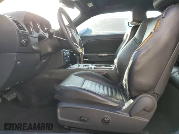 2011 Dodge Challenger z VIN 2B3CJ4DG9BH603294, wystawiony jako Copart lot #90291775 z przebiegiem 149 681 mil mil oraz Czysty tytuł • Clean title. Historia ofert i sprzedaży dostępna na DreamBid. Obrazek 7.