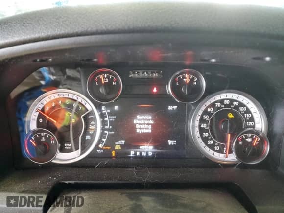 2021 Ram 1500 SLT z VIN 1C6RR7GT9MS514324, wystawiony jako Copart lot #45185294 z przebiegiem 40 371 mil mil oraz Szkoda całkowita • Salvage title. Historia ofert i sprzedaży dostępna na DreamBid. Obrazek 9.