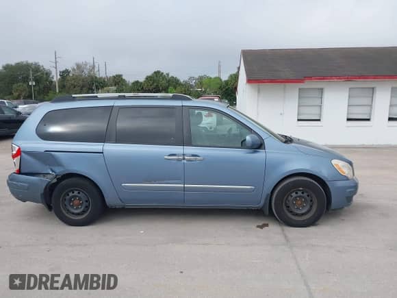 2007 Hyundai Entourage GLS с VIN KNDMC233976027957, выставлен на аукционе IAAI как лот 41560350 с пробегом 188 483 миль миль и . История ставок и продаж доступна на DreamBid. Изображение 13.