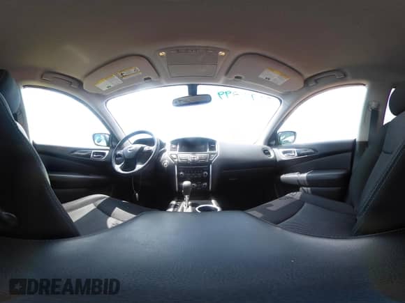 2019 Nissan Pathfinder S z VIN 5N1DR2MN0KC585068, wystawiony jako IAAI lot #42875899 z przebiegiem 142 440 mil mil oraz . Historia ofert i sprzedaży dostępna na DreamBid. Obrazek 18.