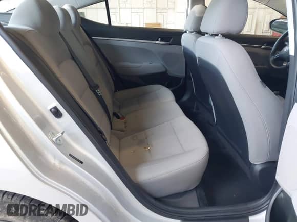 2019 Hyundai Elantra SE z VIN 5NPD74LF6KH497582, wystawiony jako IAAI lot #42877049 z przebiegiem 88 024 mil mil oraz . Historia ofert i sprzedaży dostępna na DreamBid. Obrazek 8.