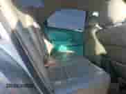 2000 Toyota Camry LE z VIN JT2BG22K7Y0490648, wystawiony jako Copart lot #72074715 z przebiegiem 174 759 mil mil oraz Czysty tytuł • Clean title. Historia ofert i sprzedaży dostępna na DreamBid. Obrazek 10.