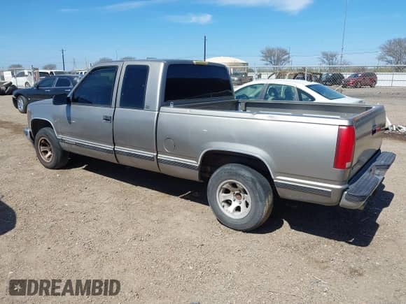 1998 GMC Sierra 1500 с VIN 2GTEC19M1W1543038, выставлен на аукционе IAAI как лот 41653545 с пробегом 198 394 миль миль и . История ставок и продаж доступна на DreamBid. Изображение 3.
