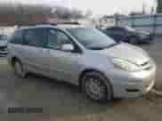 2009 Toyota Sienna XLE с VIN 5TDBK22C29S023439, выставлен на аукционе Copart как лот 43579455 с пробегом Не указан миль и Чистый • Clean title. История ставок и продаж доступна на DreamBid. Изображение 4.