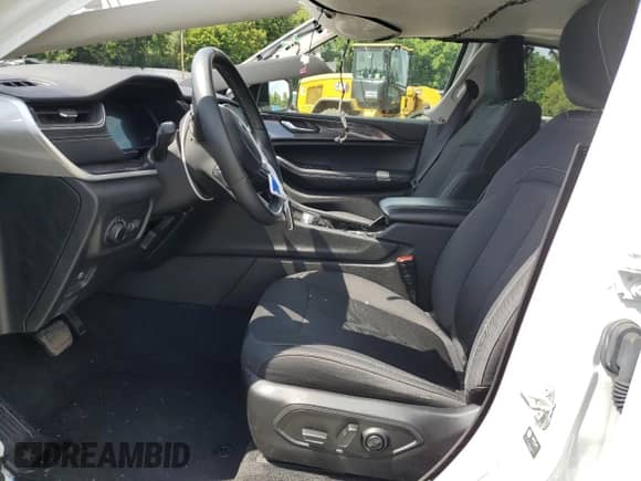 2021 Jeep Grand Cherokee Altitude with VIN 1C4RJKAG5M8153718, listed as a Copart auction lot 67321284 with 48,031 mi miles and Salvage title. Bid and sale history available at DreamBid. Image 7.