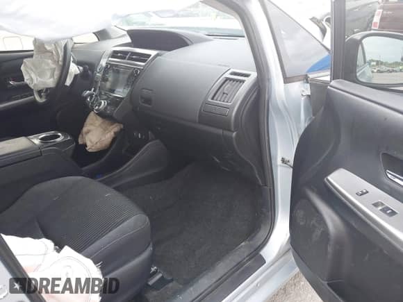 2016 Toyota Prius Two z VIN JTDZN3EU3GJ049784, wystawiony jako IAAI lot #42684323 z przebiegiem 175 790 mil mil oraz . Historia ofert i sprzedaży dostępna na DreamBid. Obrazek 5.