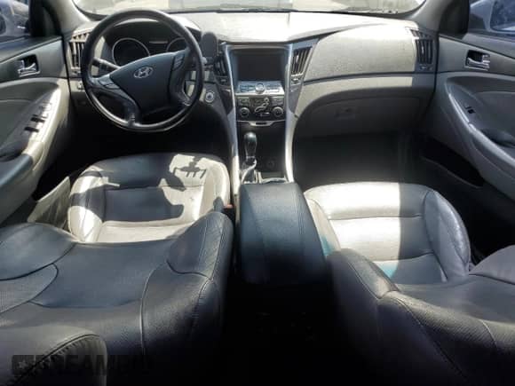 2013 Hyundai Sonata Limited with VIN KMHEC4A42DA064641, listed as a Copart auction lot 71359395 with 190,144 mi miles and Clean title. Bid and sale history available at DreamBid. Image 8.