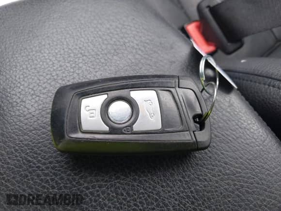 2013 BMW 3 Series 320i с VIN WBA3B1C5XDK129844, выставлен на аукционе IAAI как лот 42822244 с пробегом 156 111 миль миль и . История ставок и продаж доступна на DreamBid. Изображение 11.