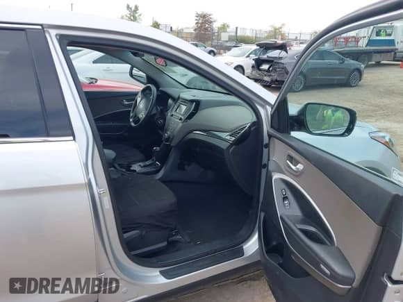 2017 Hyundai Santa Fe 2.4L with VIN 5XYZT3LB9HG498248, listed as a IAAI auction lot 43362381 with 174,035 mi miles and . Bid and sale history available at DreamBid. Image 5.