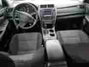 2016 Toyota Camry LE z VIN 4T1BD1FK9GU180430, wystawiony jako Copart lot #85649785 z przebiegiem 60 600 mil mil oraz Szkoda całkowita • Salvage title. Historia ofert i sprzedaży dostępna na DreamBid. Obrazek 8.