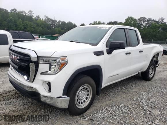 2021 GMC Sierra 1500 with VIN 1GTR8AEHXMZ268057, listed as a Copart auction lot 58497265 with 57,073 mi miles and Salvage title. Bid and sale history available at DreamBid. Image 1.
