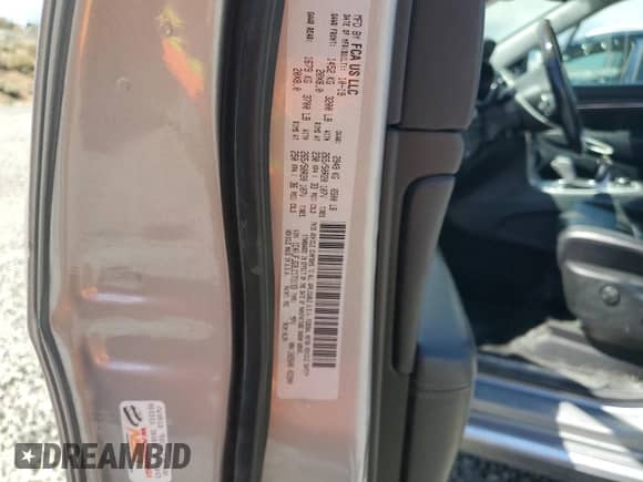 2020 Jeep Grand Cherokee Summit z VIN 1C4RJFJG3LC173193, wystawiony jako Copart lot #62546975 z przebiegiem 66 114 mil mil oraz Szkoda całkowita • Salvage title. Historia ofert i sprzedaży dostępna na DreamBid. Obrazek 13.