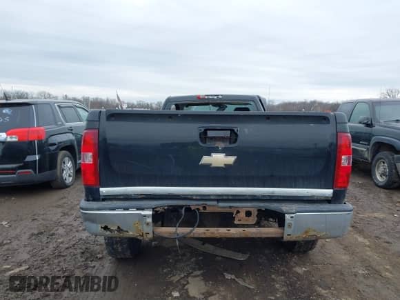2008 Chevrolet Silverado 1500 Work Truck with VIN 1GCEK14X18Z196860, listed as a IAAI auction lot 41456077 with Not provided miles and . Bid and sale history available at DreamBid. Image 16.