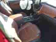 2018 Chevrolet Traverse High Country z VIN 1GNEVKKW1JJ119649, wystawiony jako IAAI lot #43493042 z przebiegiem 92 101 mil mil oraz . Historia ofert i sprzedaży dostępna na DreamBid. Obrazek 5.