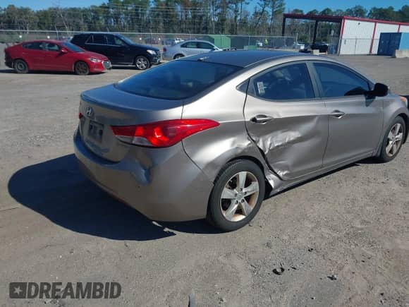 2013 Hyundai Elantra GLS with VIN 5NPDH4AE1DH178018, listed as a IAAI auction lot 43601097 with 191,145 mi miles and . Bid and sale history available at DreamBid. Image 4.