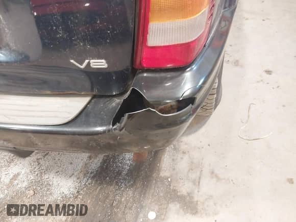 2004 Jeep Grand Cherokee Laredo с VIN 1J4GW48N74C332570, выставлен на аукционе IAAI как лот 42545587 с пробегом 202 519 миль миль и . История ставок и продаж доступна на DreamBid. Изображение 14.