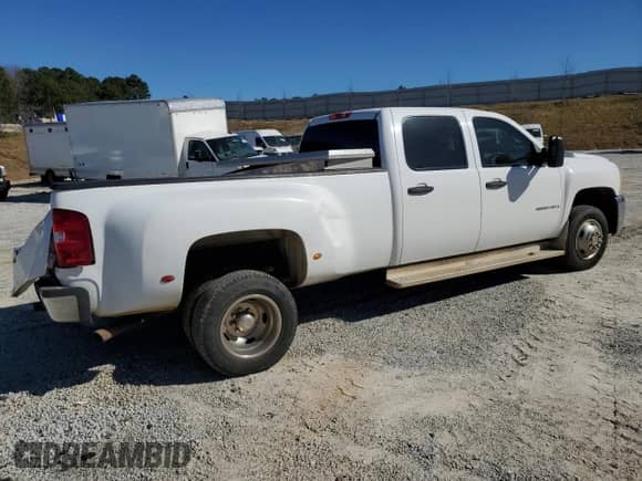 2007 Chevrolet Silverado 3500HD DRW Work Truck с VIN 1GCJC33K57F536458, выставлен на аукционе Copart как лот 46265465 с пробегом 211 752 миль миль и Списание • Salvage title. История ставок и продаж доступна на DreamBid. Изображение 3.