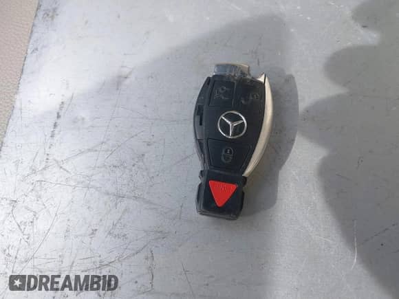 2015 Mercedes-Benz CLA 250 with VIN WDDSJ4GB4FN198507, listed as a IAAI auction lot 43293847 with 109,447 mi miles and . Bid and sale history available at DreamBid. Image 11.