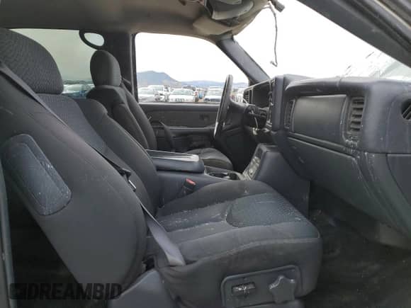 2002 Chevrolet Avalanche z VIN 3GNEC13T82G105285, wystawiony jako Copart lot #52780715 z przebiegiem 97 424 mil mil oraz Czysty tytuł • Clean title. Historia ofert i sprzedaży dostępna na DreamBid. Obrazek 7.